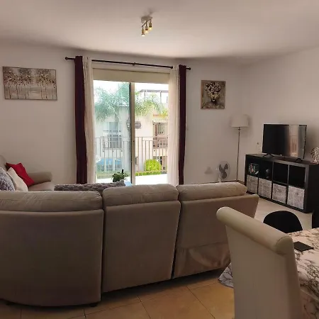 Apartament By The Pool Voroklini